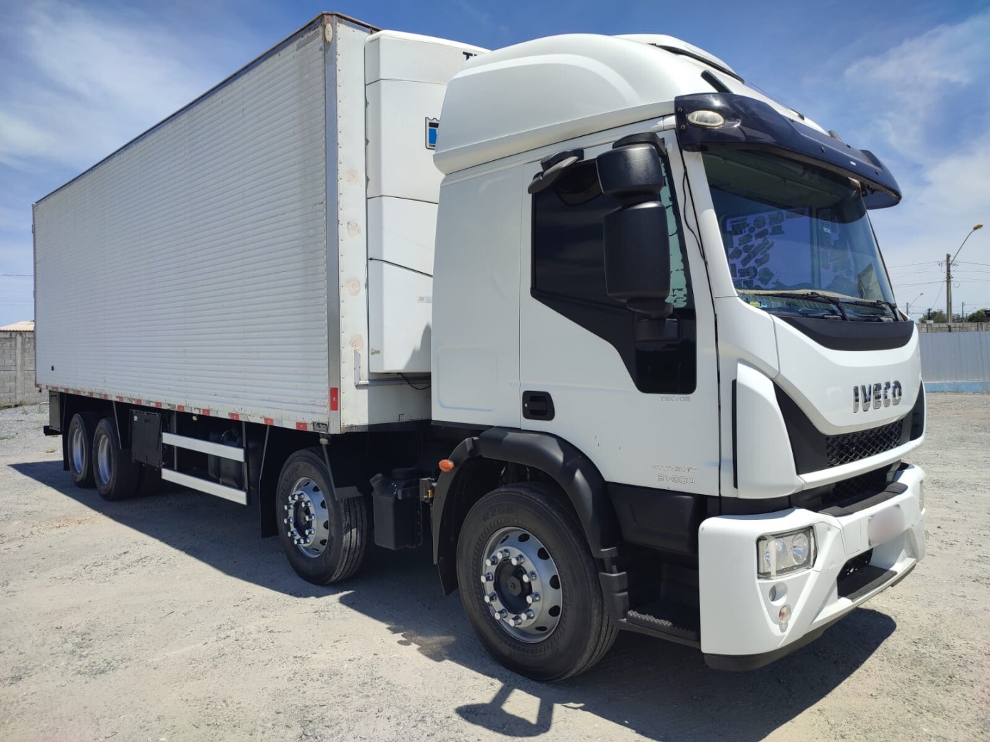 IVECO Tector 31.300 8x2 23/23