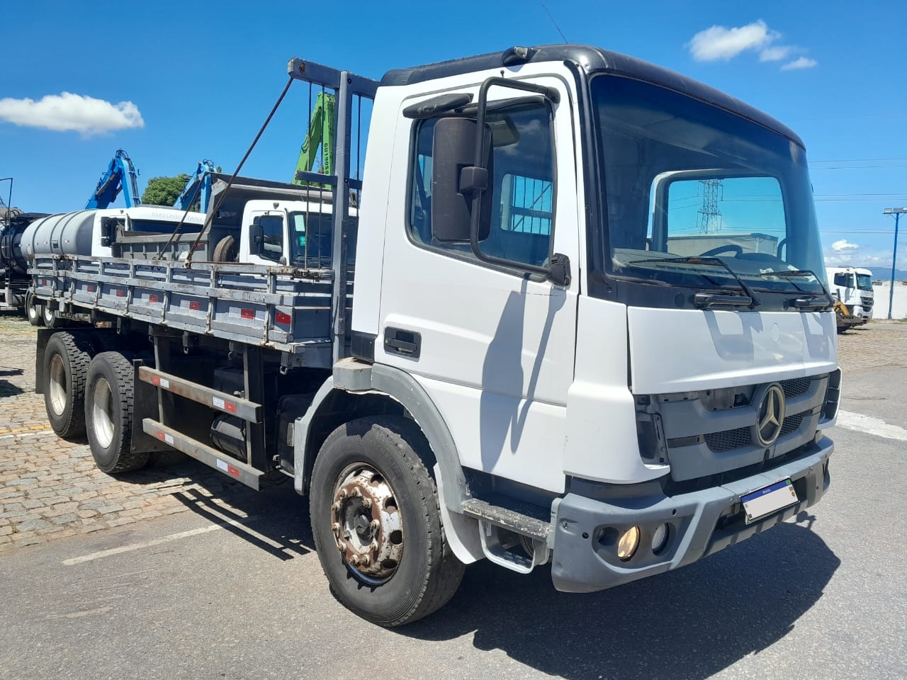 Mercedes-Benz ATEGO 2730 K 6x4 16/16