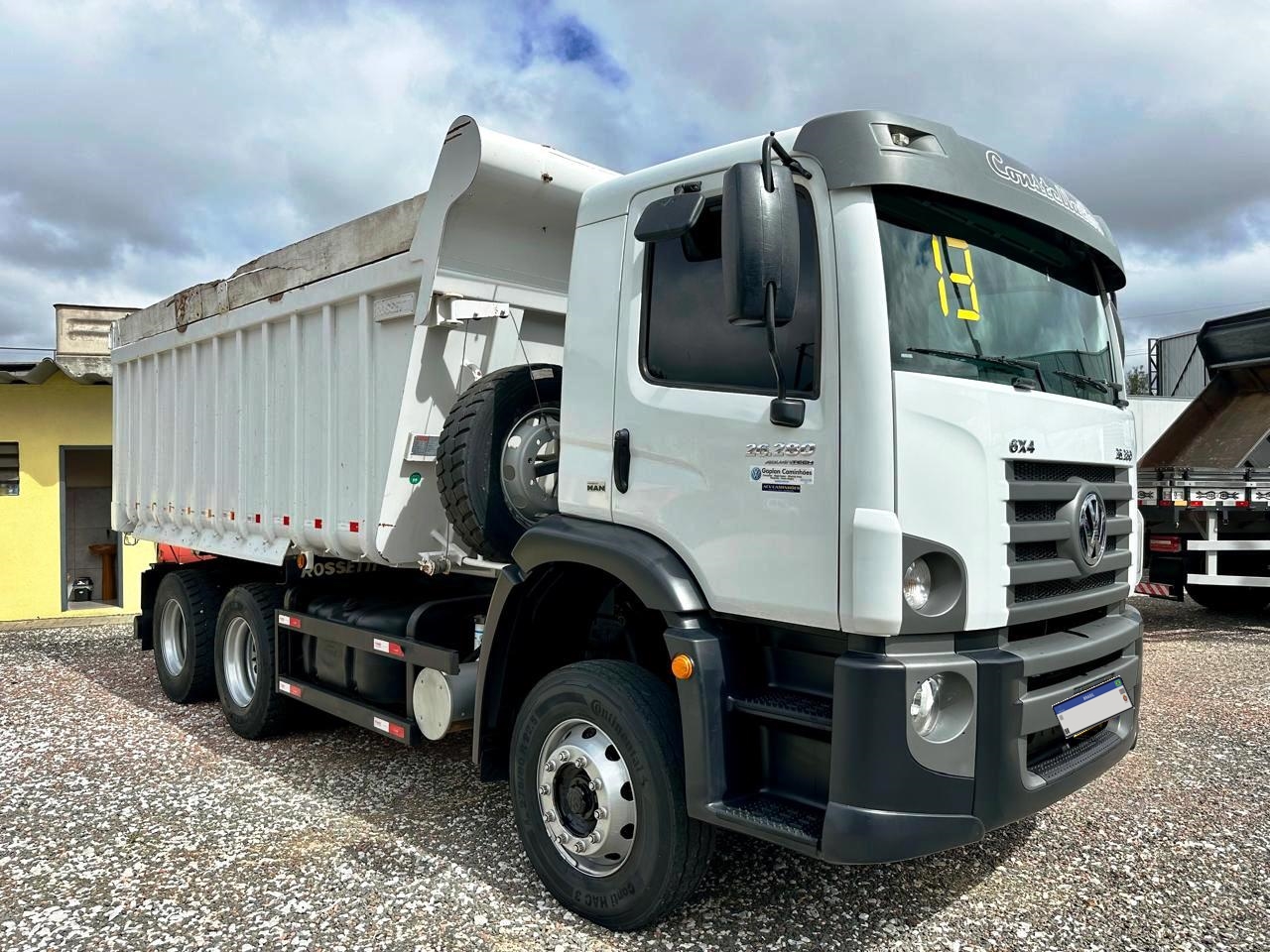 Volkswagen 26.280 Constellation 6x4 13/13