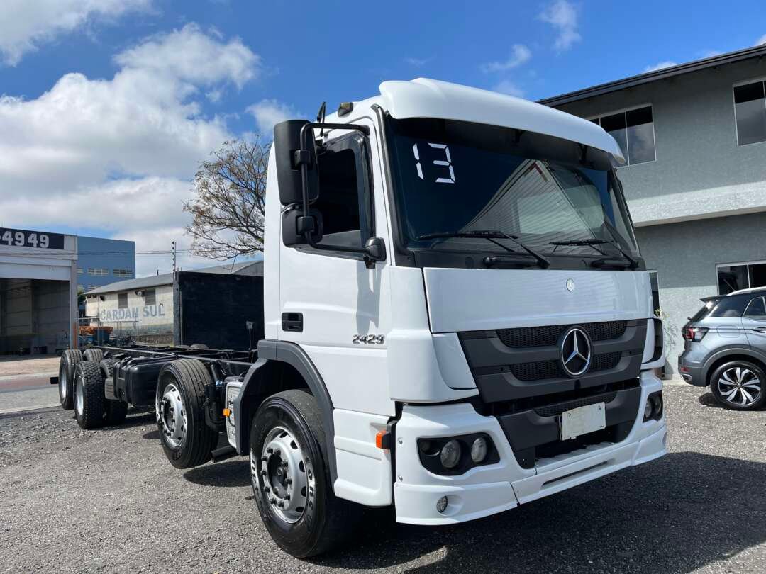 Mercedes-Benz Atego 2429 4x2 13/13
