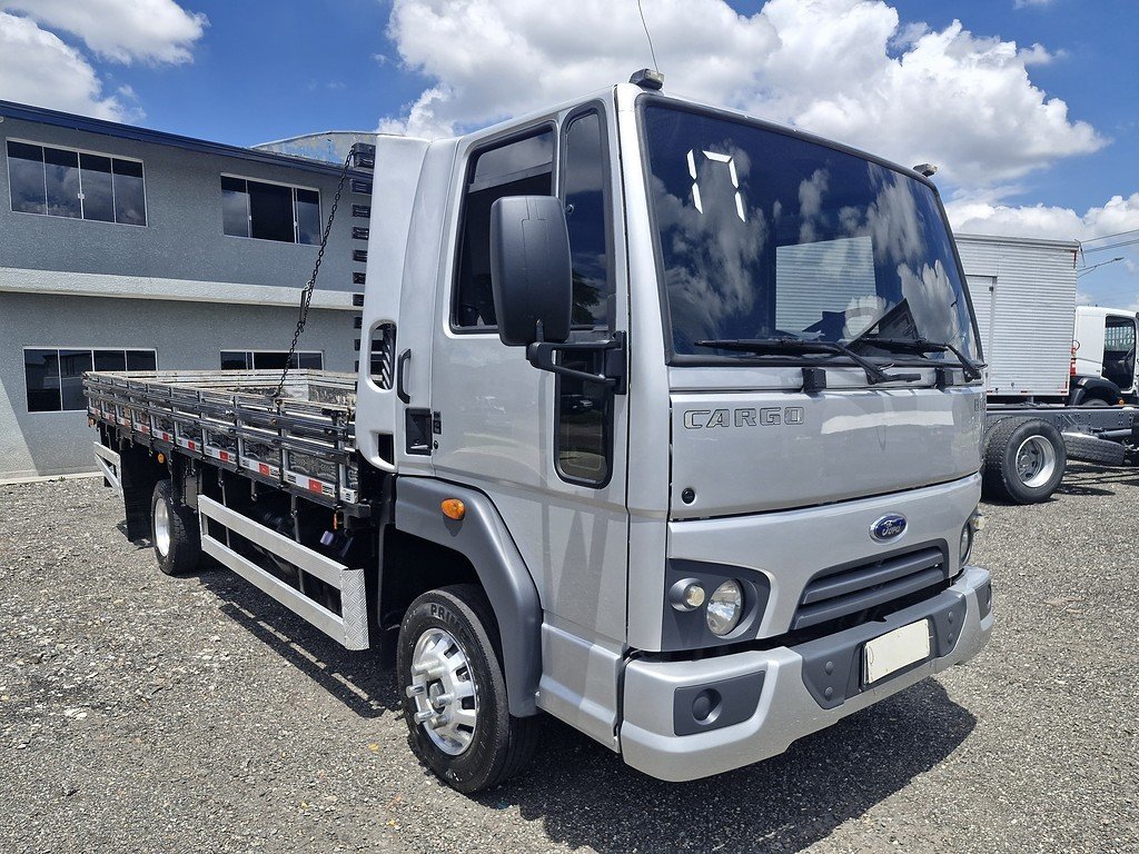 Ford Cargo 816 S 4x2 17/17