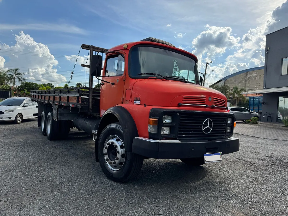 Mercedes-Benz 1313 Truck 6x2 71/71